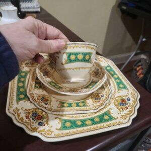 beautiful set of wedge wood england